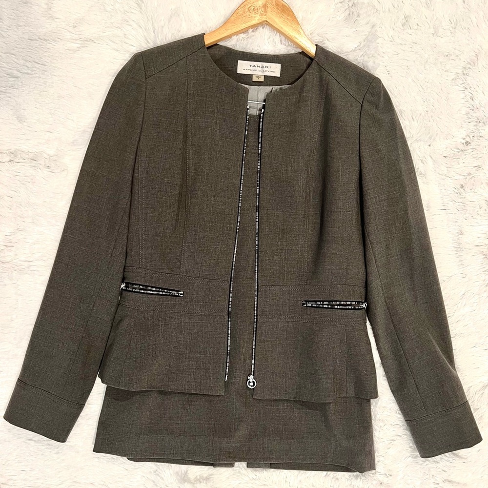 Tahari Skirt Suit